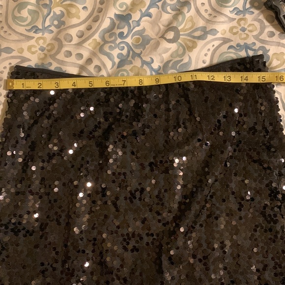 EUC.  Black sequin mini skirt - Picture 5 of 5
